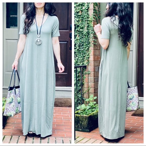 ShopEvelynne Dresses & Skirts - ✨FAVORITE✨V NECK LOOSE FIT SIDE POCKETS MAXI DRESS